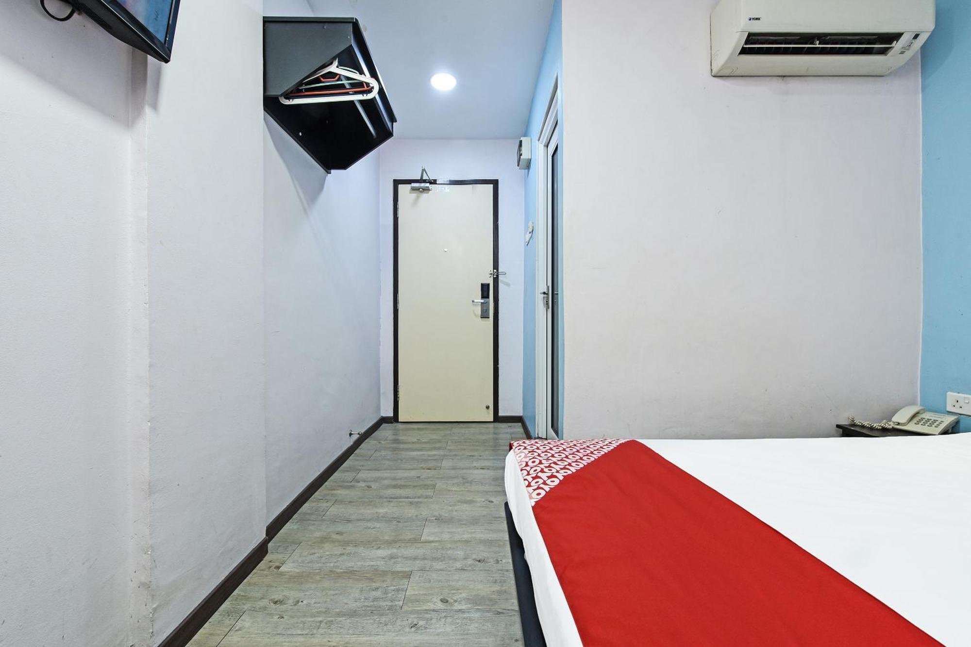 Super Oyo 992 Orange Hotel Kuala Pilah Exterior photo
