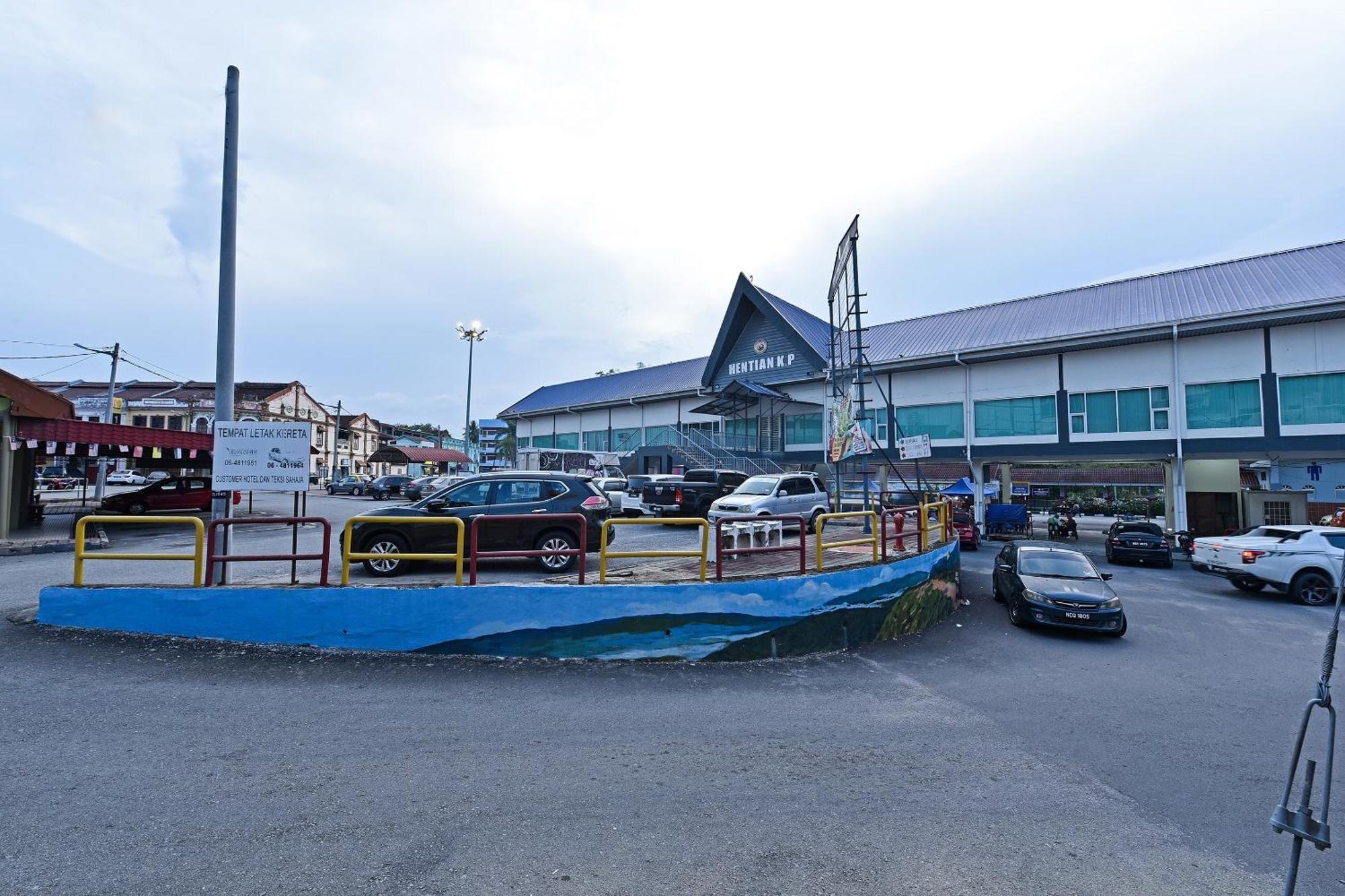 Super Oyo 992 Orange Hotel Kuala Pilah Exterior photo